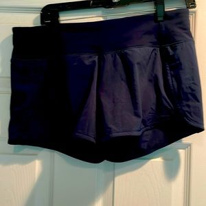 Lululemon Speed up lined shorts